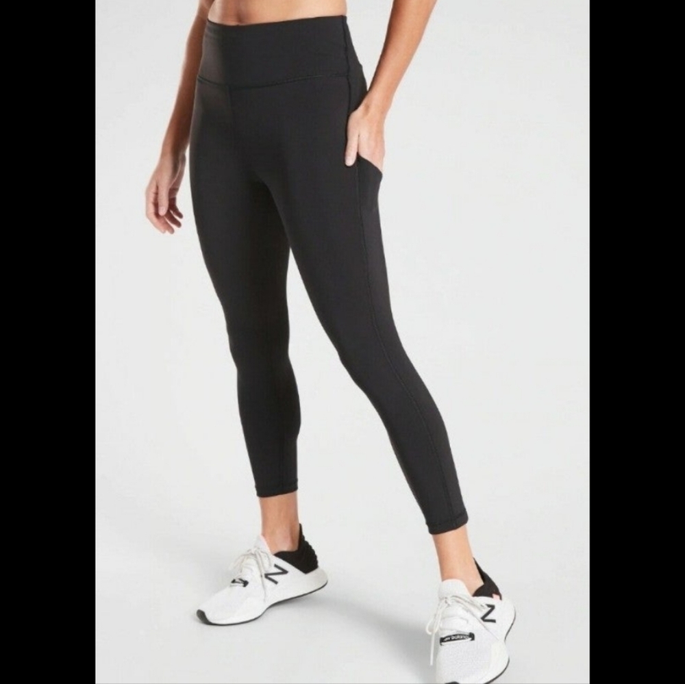Athleta Ultimate Stash Pocket Tights